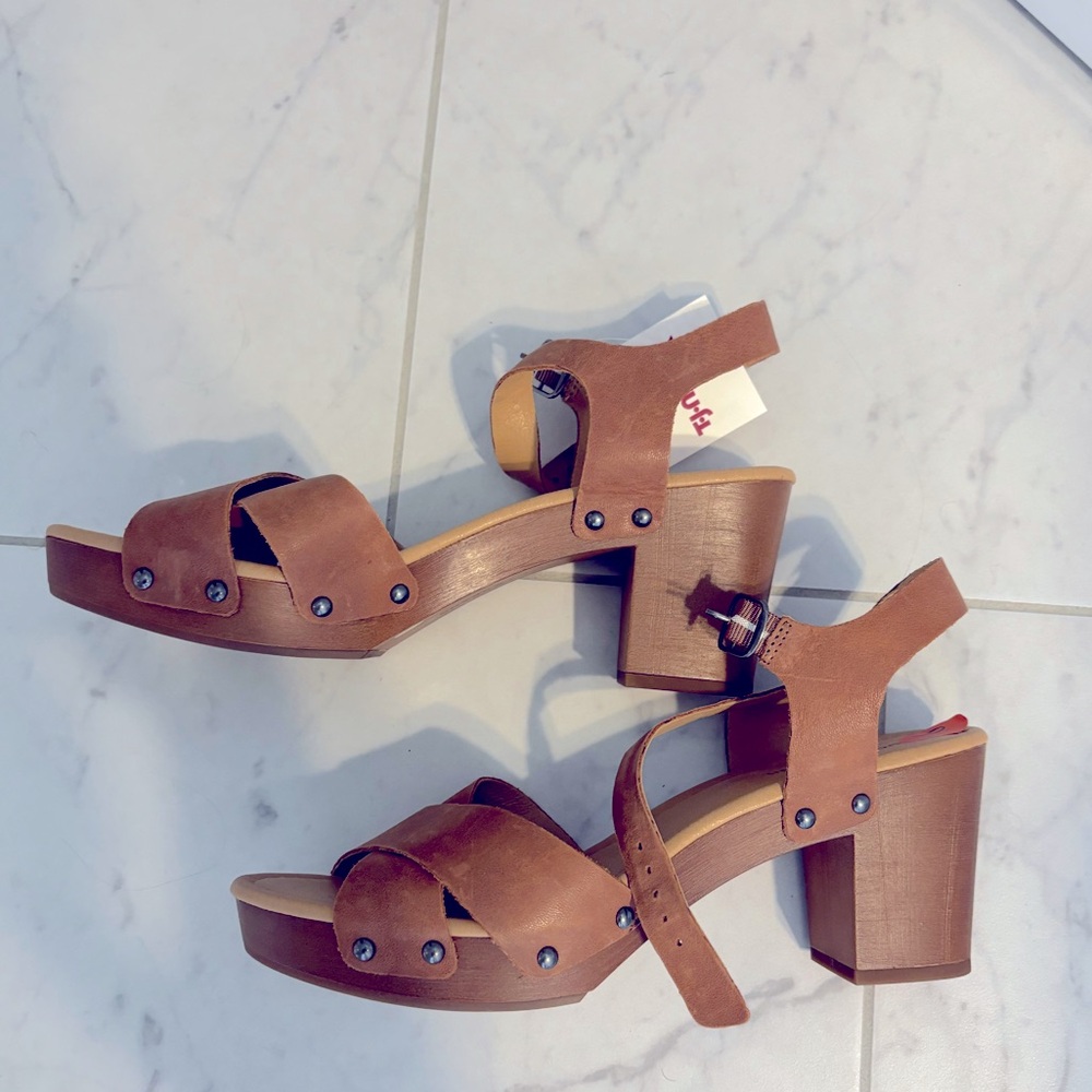 Lucky Brand Clog Sandals- new with tags!